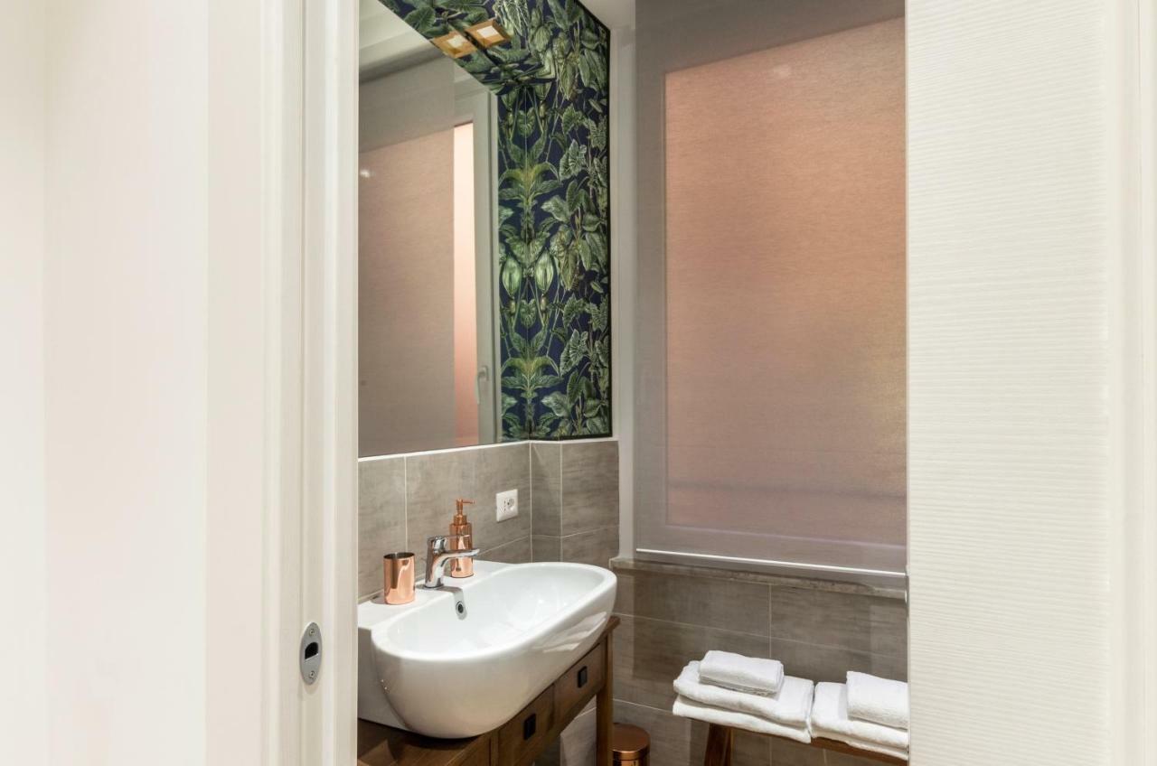 Lovely Rome Apartments - Historic City Center Εξωτερικό φωτογραφία