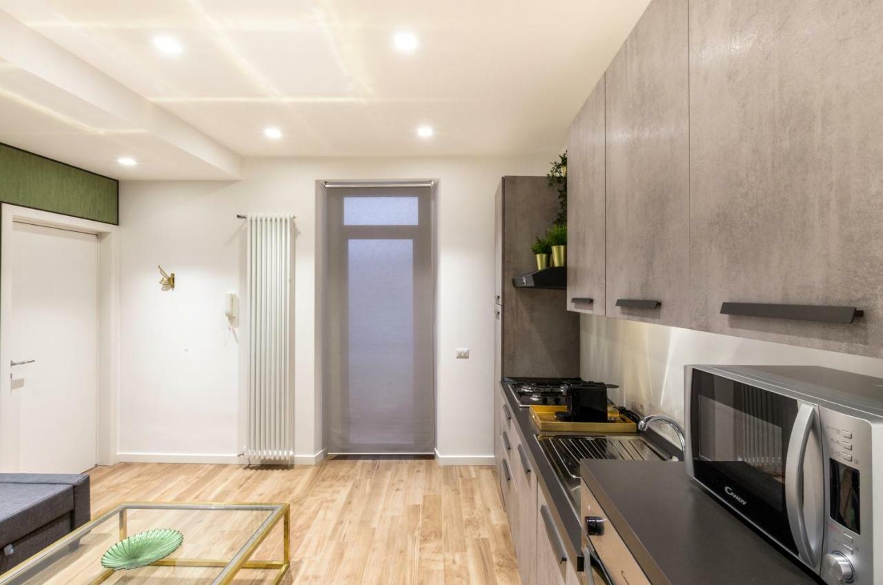 Lovely Rome Apartments - Historic City Center Εξωτερικό φωτογραφία