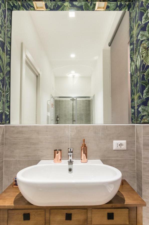 Lovely Rome Apartments - Historic City Center Εξωτερικό φωτογραφία