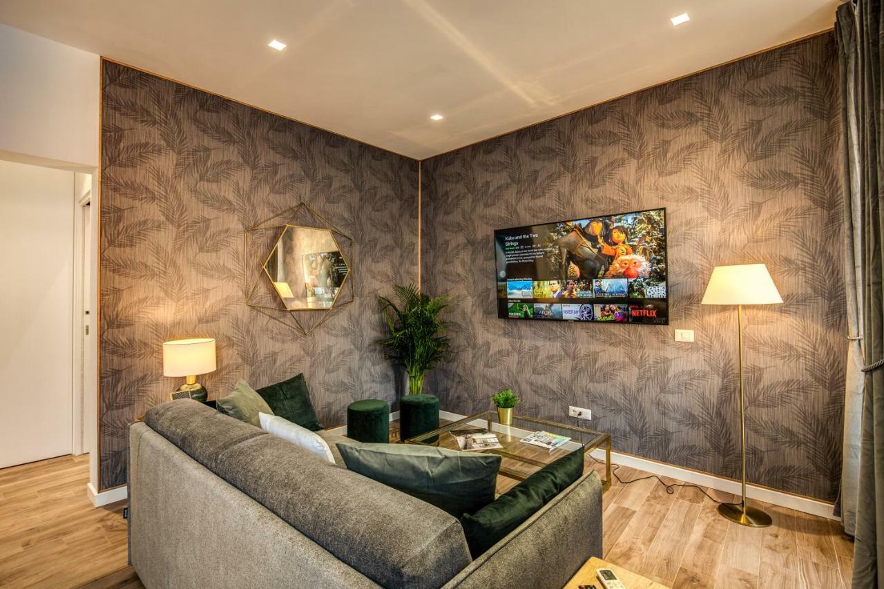 Lovely Rome Apartments - Historic City Center Εξωτερικό φωτογραφία